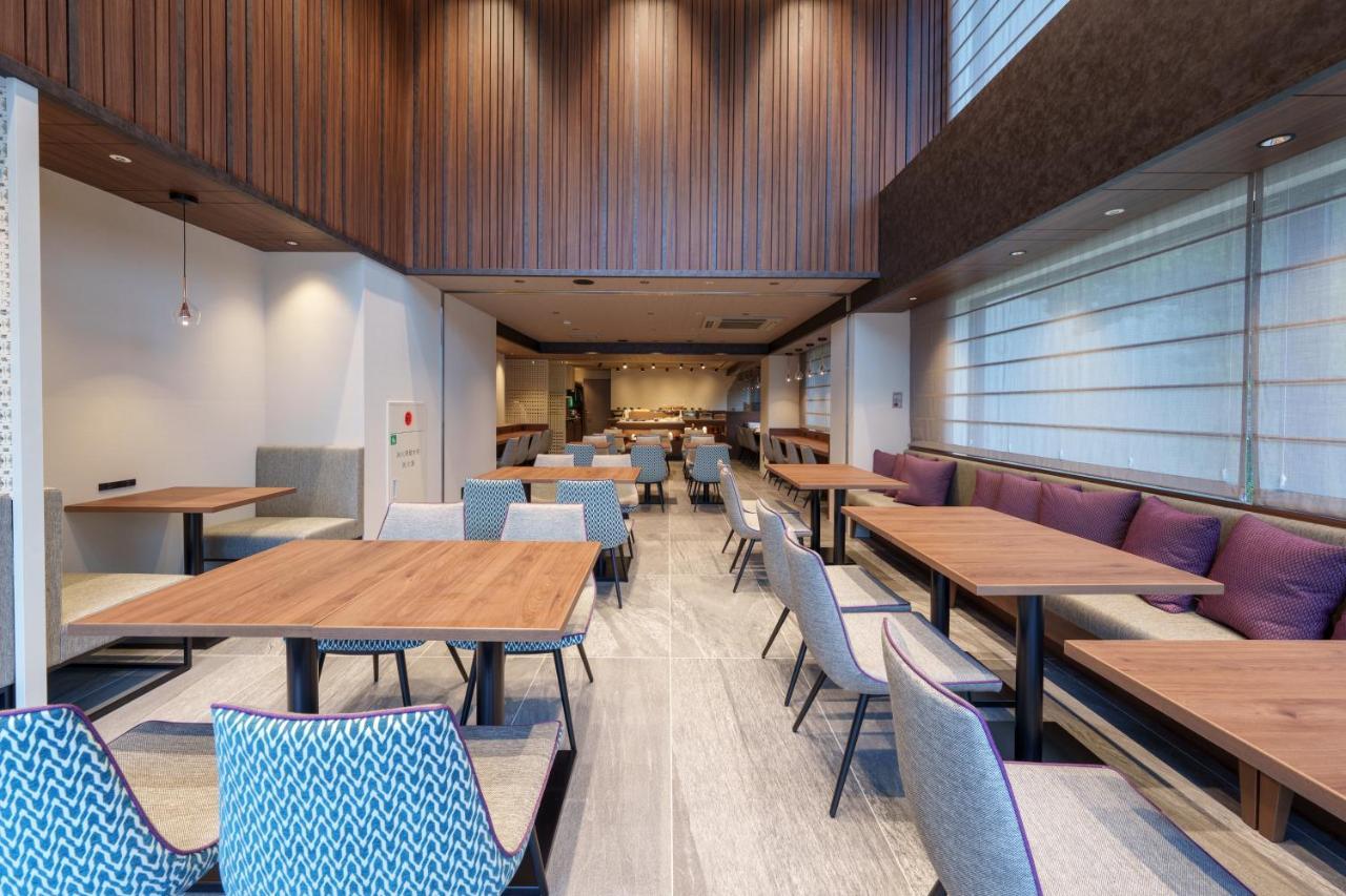 Hotel Grandconsort נאהא מראה חיצוני תמונה
