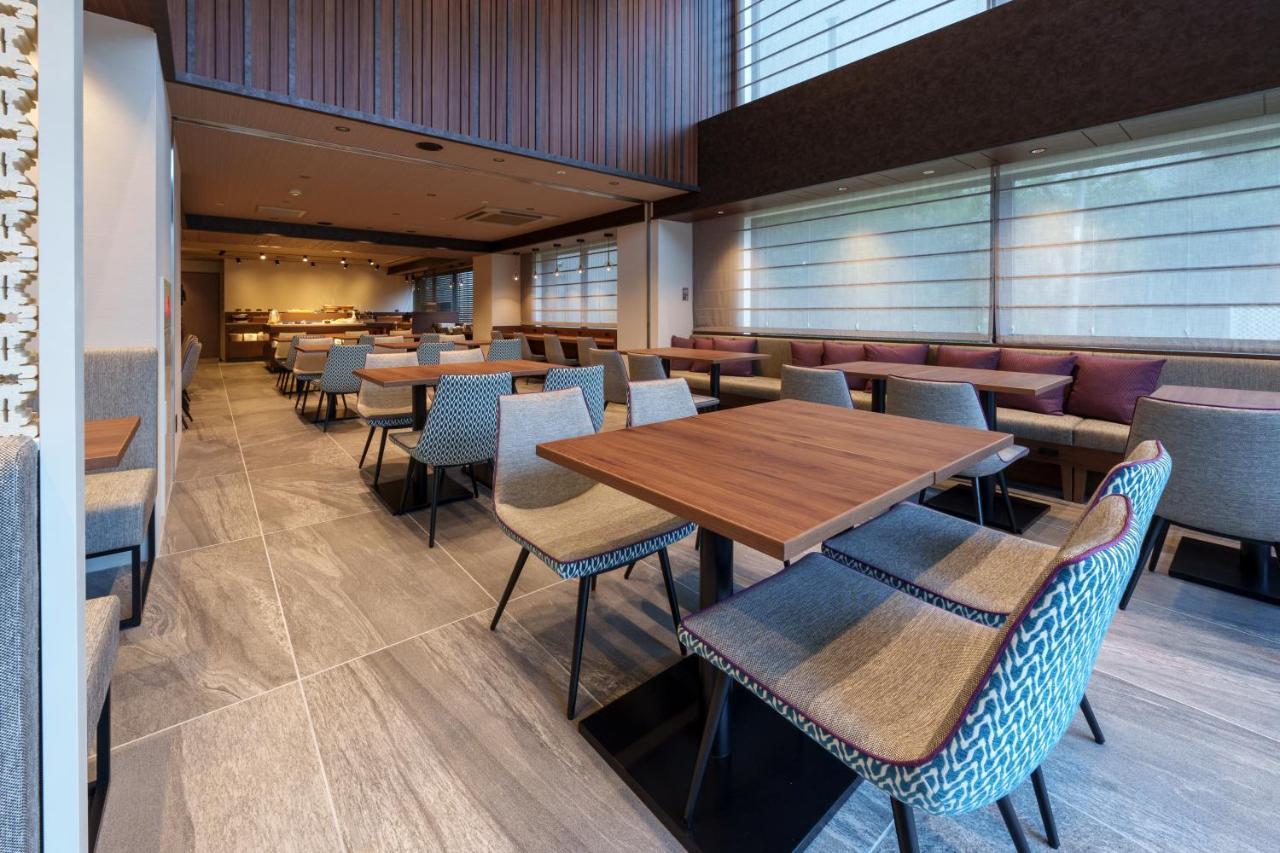 Hotel Grandconsort נאהא מראה חיצוני תמונה